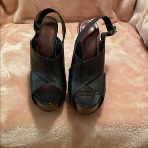 Jessica Simpson black leather platform sandals